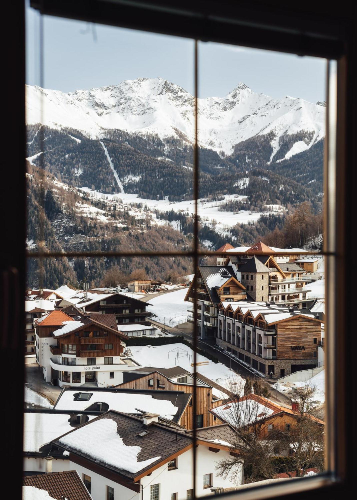 Bergkristall Ladis Buitenkant foto